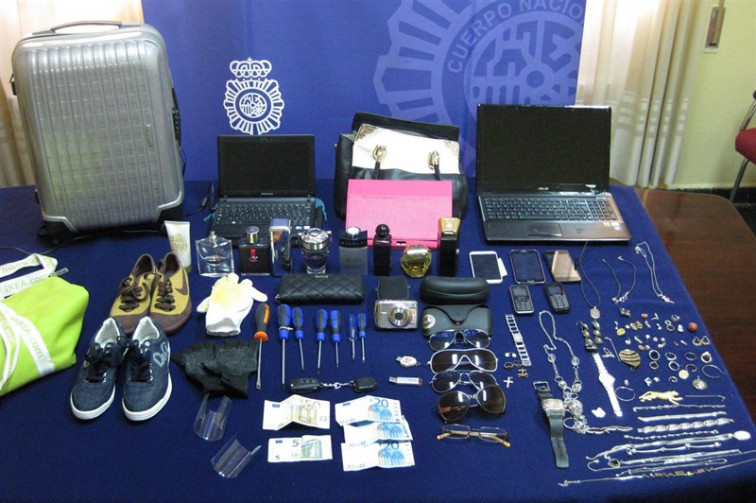 ​Detienen a seis personas por robos con fuerza en viviendas de A Coruña