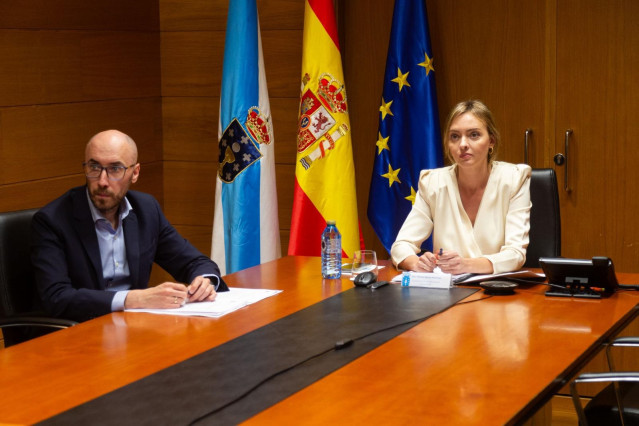 La conselleira de Política Social e Igualdade, Fabiola García, participa junto al director xeral de Familia, Infancia e Dinamización Demográfica, Jacobo Rey, en la Conferencia Sectorial de Infancia y Juventud.