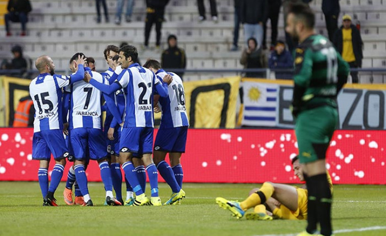 ​El Dépor gana en los penaltis contra Peñarol
