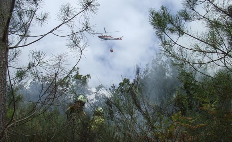 Controlado o incendio de Santiago despois de arder máis de 47 hectáreas