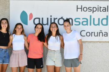 Jugadoras del Deportivo Abanca en el reconocimiento médico en Quirón Salud