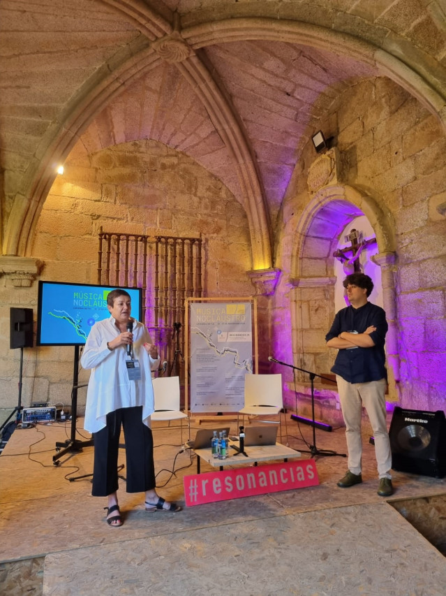 La gerente de la Fundación Artesanía de Galicia, Elena Fabeiro en el Foro Profesional de Instrumentos Musicais Resonancias 24.