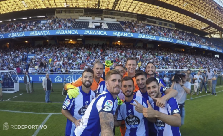 ​Riazor da la bienvenida a los 9 fichajes