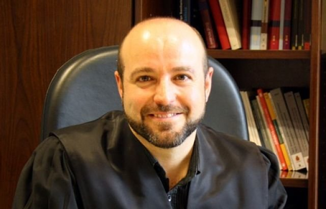 ​Luis Villares se postula como candidato