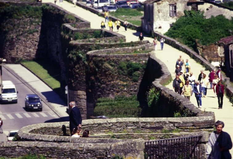 ​El túnel hallado en la muralla de Lugo es romano