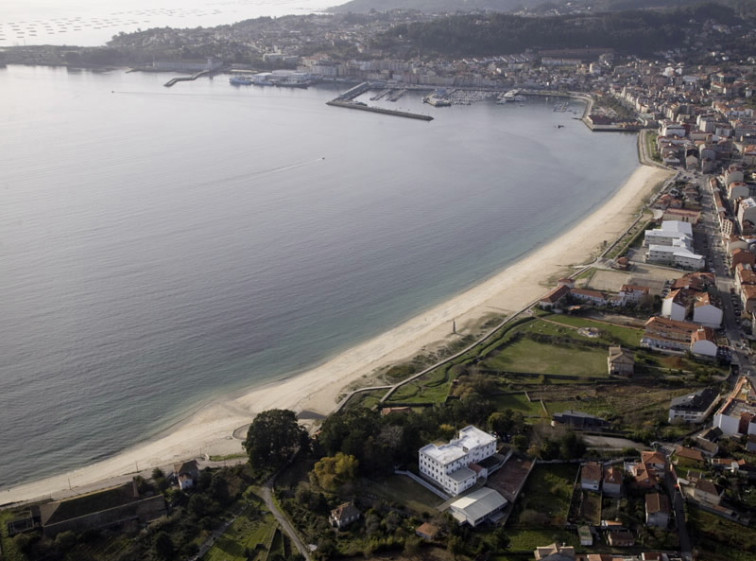 ​La desgracia se ceba con la playa de Rodeira, en Cangas