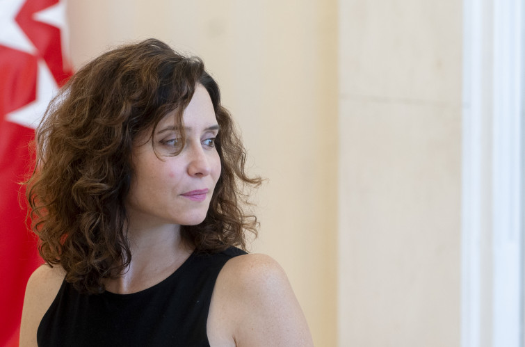 Díaz Ayuso, la antipolítica que le hace la campaña intensiva a Feijóo