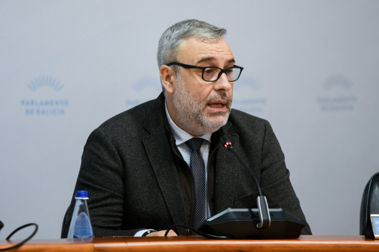 El BNG ve falsas las listas oficiales de espera del Sergas, mientras la Xunta defiende avances