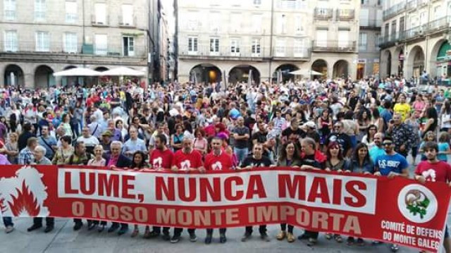 ​Primera gran concentración contra la “mala política” de gestión de los incendios