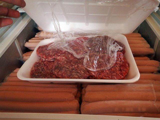 ​Clausuran un bar de Narón tras mandar a 15 personas al hospital