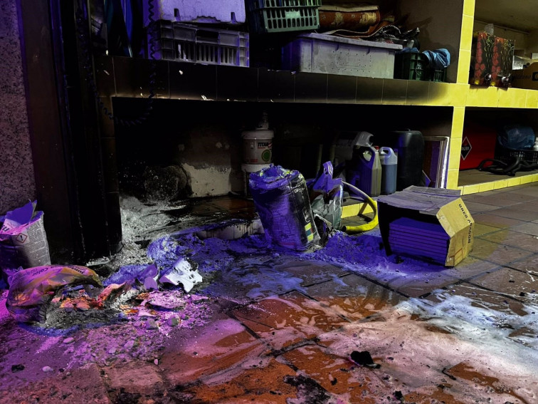 Investigan si el incendio registrado en Cambados esta mañana pudo haber sido provocado