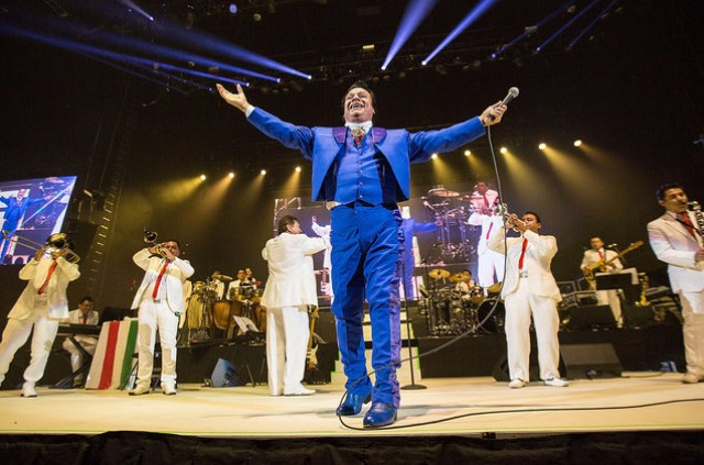 Así vivieron sus fans la última presentación de Juan Gabriel