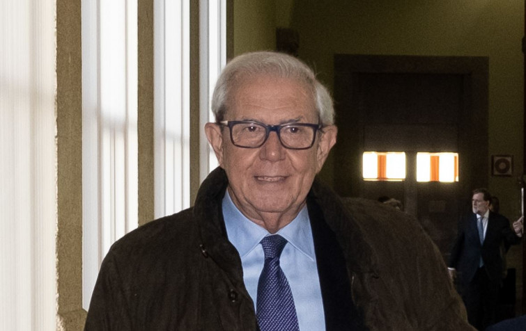 Touriño y 50 próceres compostelanos del PSdeG atacan a la dirección del PSOE gallego