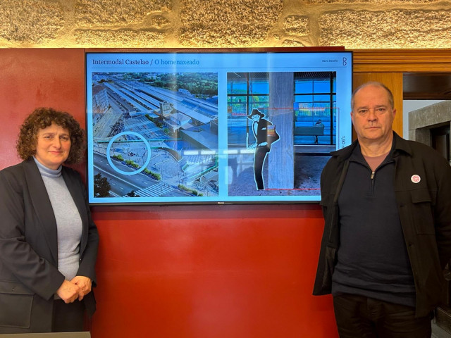 Raxoi propone que la nueva estación disponga de elementos gráficos que acerquen la figura de Castelao a los visitantes