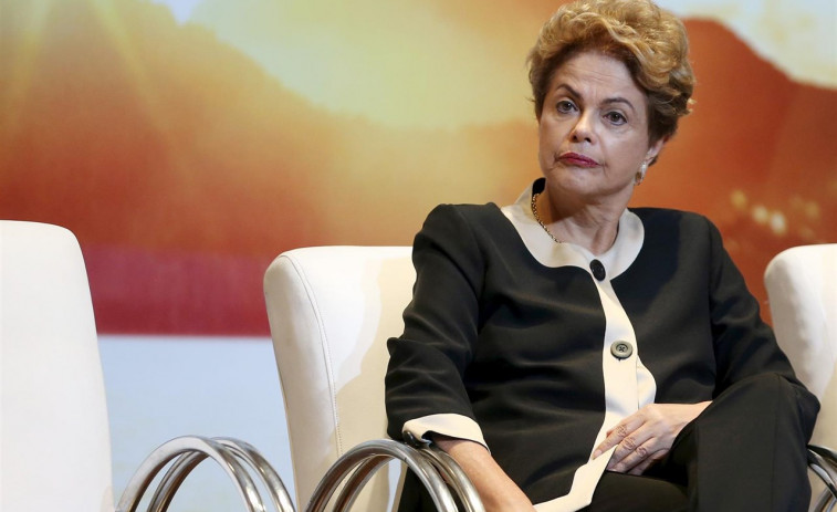 ​Dilma Rouseff, apartada da Presidencia de Brasil