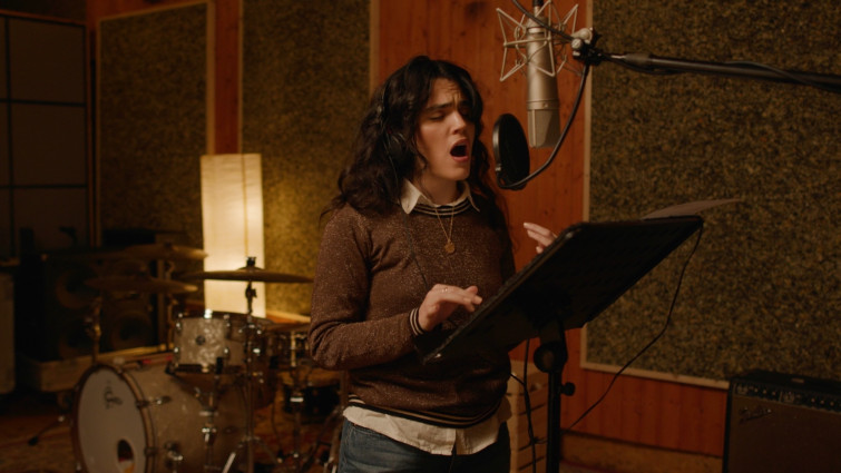 Así es la versión coral 'Lodo', de Xoel López, un himno de resistencia sobre la dana de Valencia