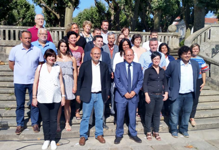 ​Leiceaga critica que os acordos para o sector lácteo cheguen “en periodo electoral”