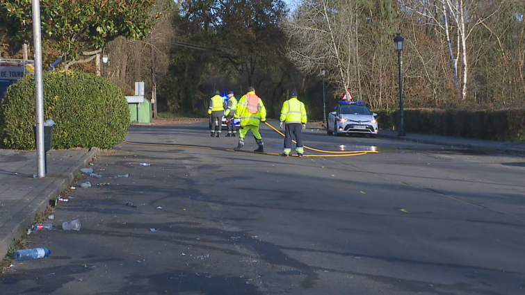 Trágico accidente frente a la Dona Dana de Touro: fallece un joven de 18 años atropellado por un bus