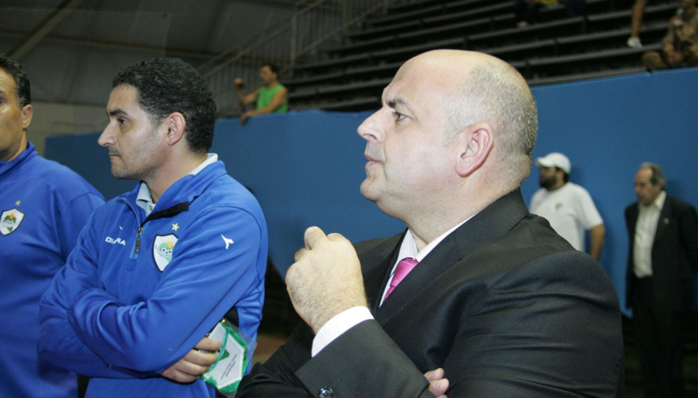 Archivo - El diputado del PP Pablo Prieto, en su etapa como seleccionador de fútbol sala de Libia