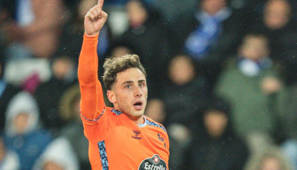 Pablo Durán celebra su golazo contra el Alavés