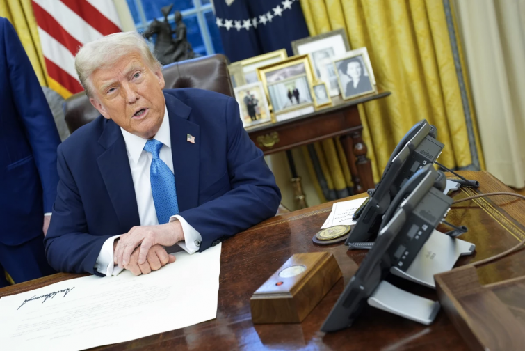 Trump ordena ataques aéreos contra el ISIS en Somalia