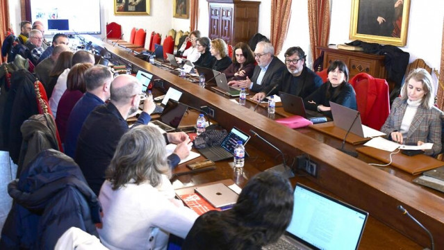 Reunión universidades y sindicatos.