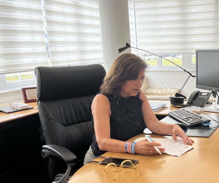 La popular Mariña Gueimunde triunfa en la moción de censura de Viveiro y es la nueva alcaldesa