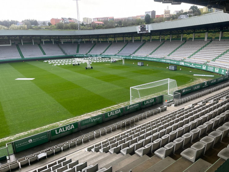 La antigua estación de radio de Mandiá podría ser la casa de la ciudad deportiva del Racing de Ferrol