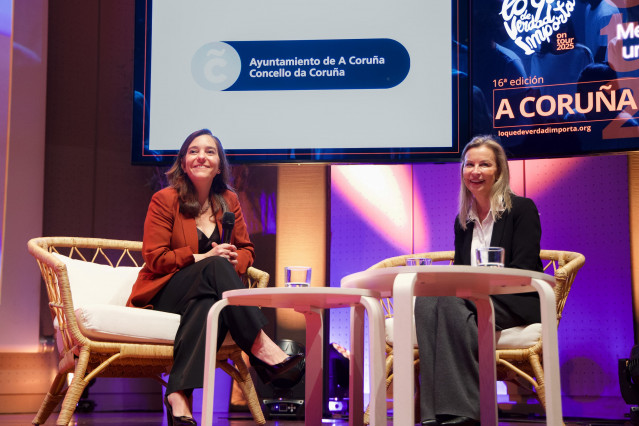 La alcaldesa de A Coruña, Inés Rey, interviene en la inauguración del congreso 'Lo Que De Verdad Importa'
