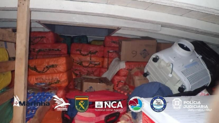 Interceptado en el Atlántico un narcosubmarino con 6.600 kilos de cocaína