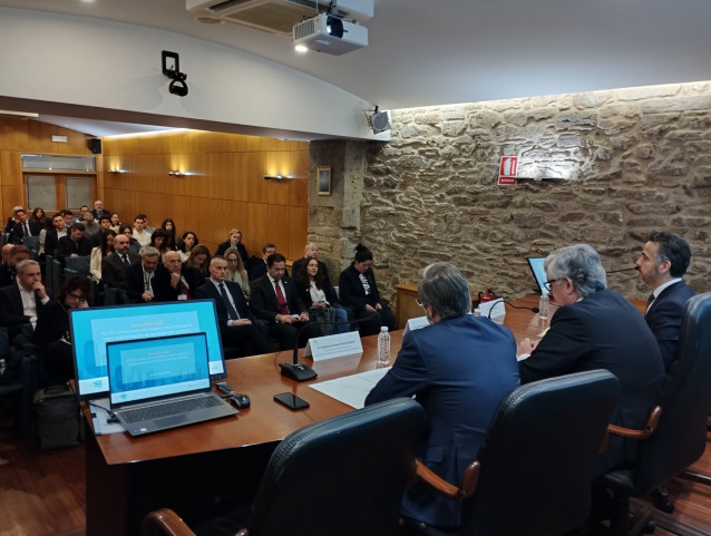 El presidente de la CEG, Juan Vieites, en la jornada con representantes de la embajada de Estados Unidos
