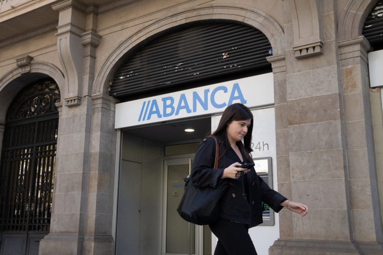 Frustran el atraco a una sucursal de Abanca en Ourense con un arma de fuego que podría ser simulada