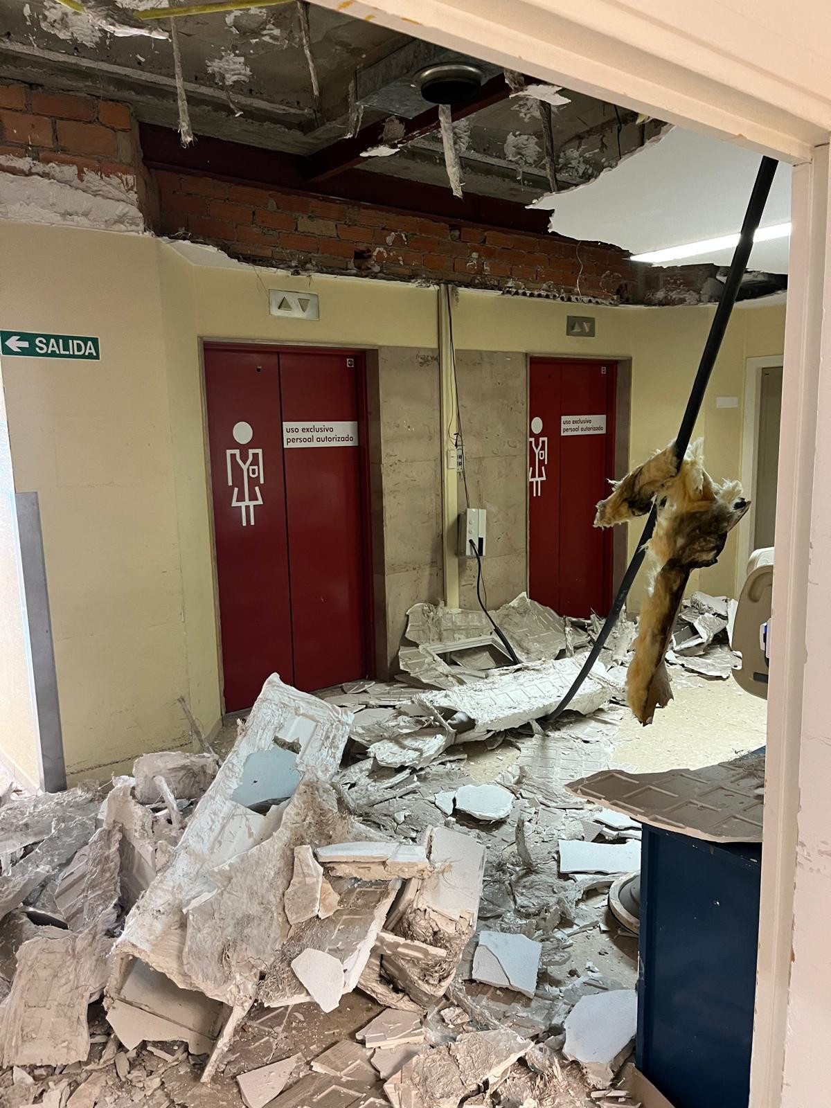 Desprendimiento en el Materno de Ourense