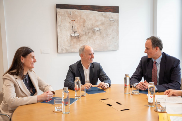 Zona Franca formaliza la compra de 42.000 metros en la Plisan para construir nuevas naves que pondrá en alquiler.