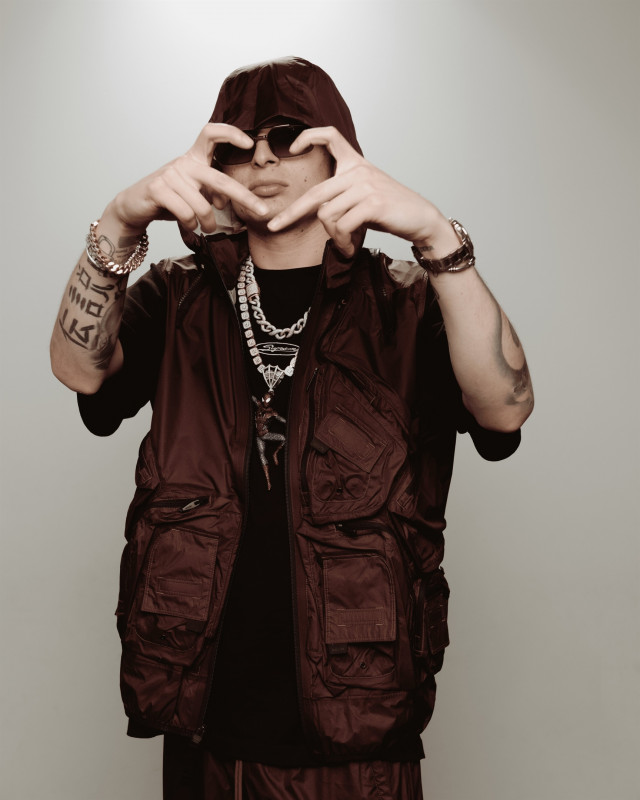 Archivo - Peso Pluma. Foto de archivo