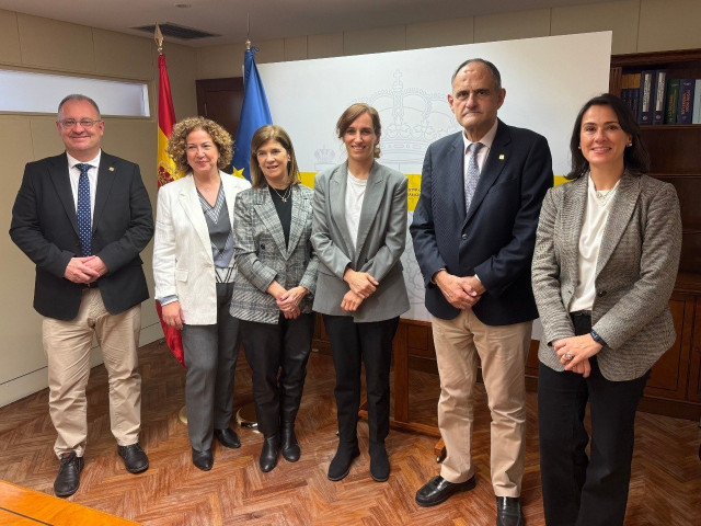 Médicos de Atención Primaría vuelven a pedir a la Mónica García el reconocimiento de los médicos en el Estatuto Marco
