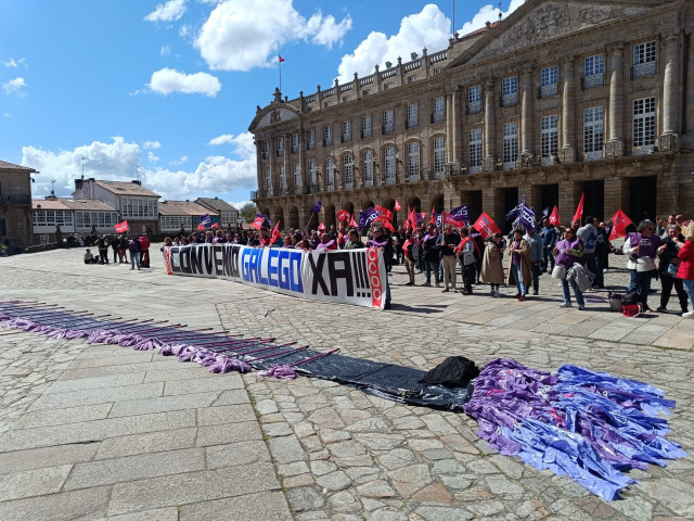 El sector de la limpieza de Galicia ha realizado una etapa del Camino de Santiago en busca del 