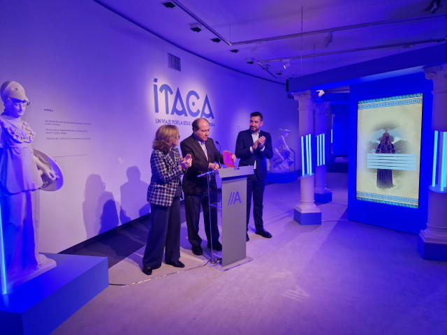 Abanca y Afundación presentan en Vigo una exposición interactiva para mejorar la cultura financiera de los ciudadanos.