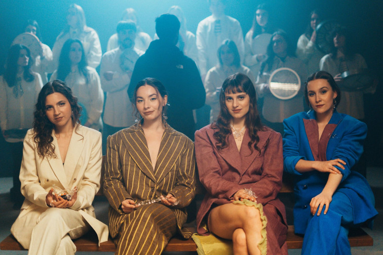 A Fillas de Cassandra y Caamaño&Ameixeiras 