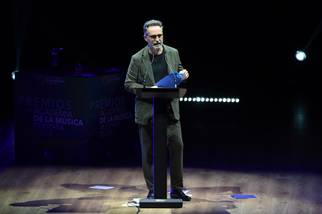 Archivo - El cantante uruguayo Jorge Drexler durante la entrega de Premios de la Academia de la Música de España 2024, en el Palacio Municipal de IFEMA Madrid, a 10 de junio de 2024, en Madrid (España). Los Premios de la Academia de Música son unos galard