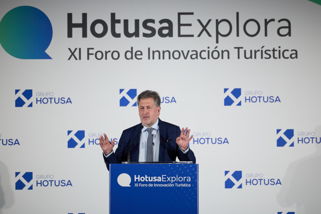 Archivo - El presidente de Hotusa, Amancio López, interviene durante el X Foro de Innovación Turística Hotusa Explora, en el Hotel Eurostars Tower, a 22 de enero de 2024, en Madrid (España). El Grupo Hotusa ha organizado un año más el Foro de Innovación T
