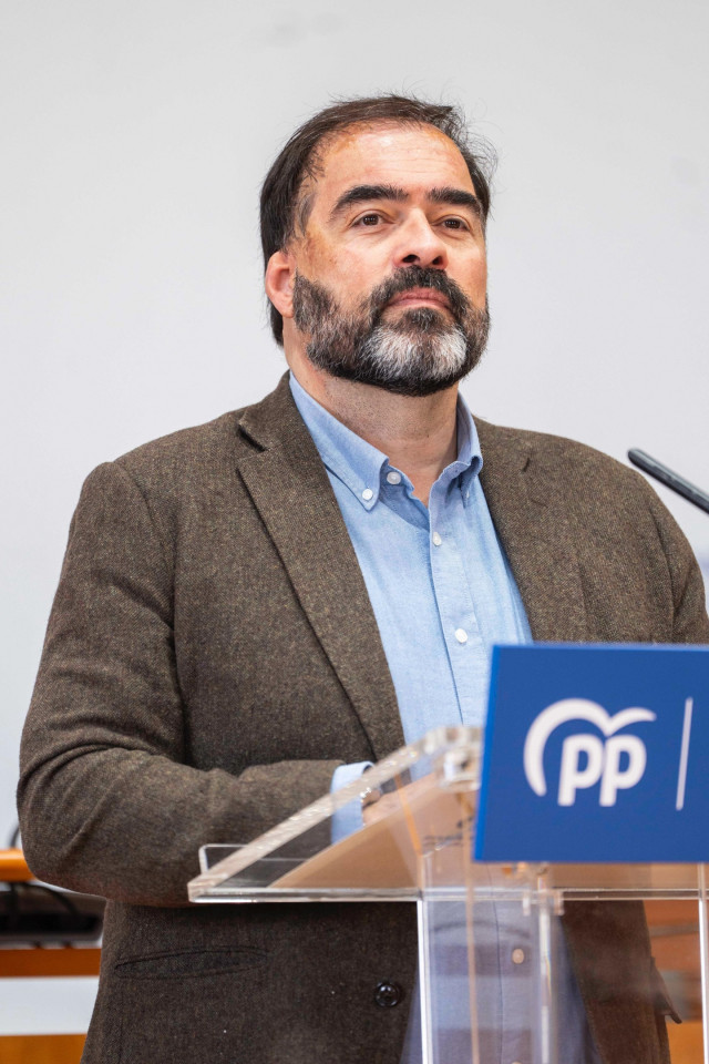 El portavoz parlamentario del PPdeG, Alberto Pazos.