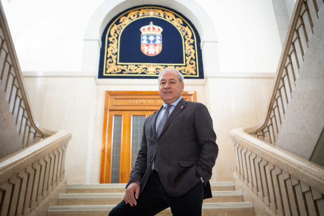 Archivo - El presidente de la Diputación de Lugo, José Tomé Roca, posa para Europa Press, en la Diputación Provincial de Lugo, a 14 de marzo de 2024, en Lugo, Galicia (España). José Tomé es un profesor y político español del PSOE, fue secretario general d