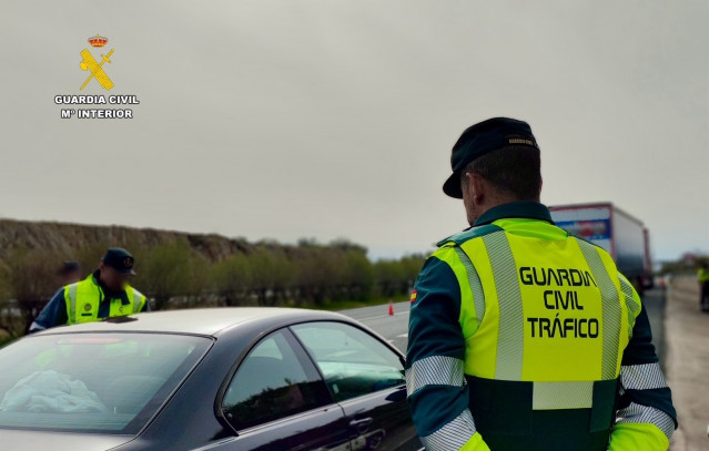 Agentes de la Guardia Civil de Tráfico en una imagen de archivo