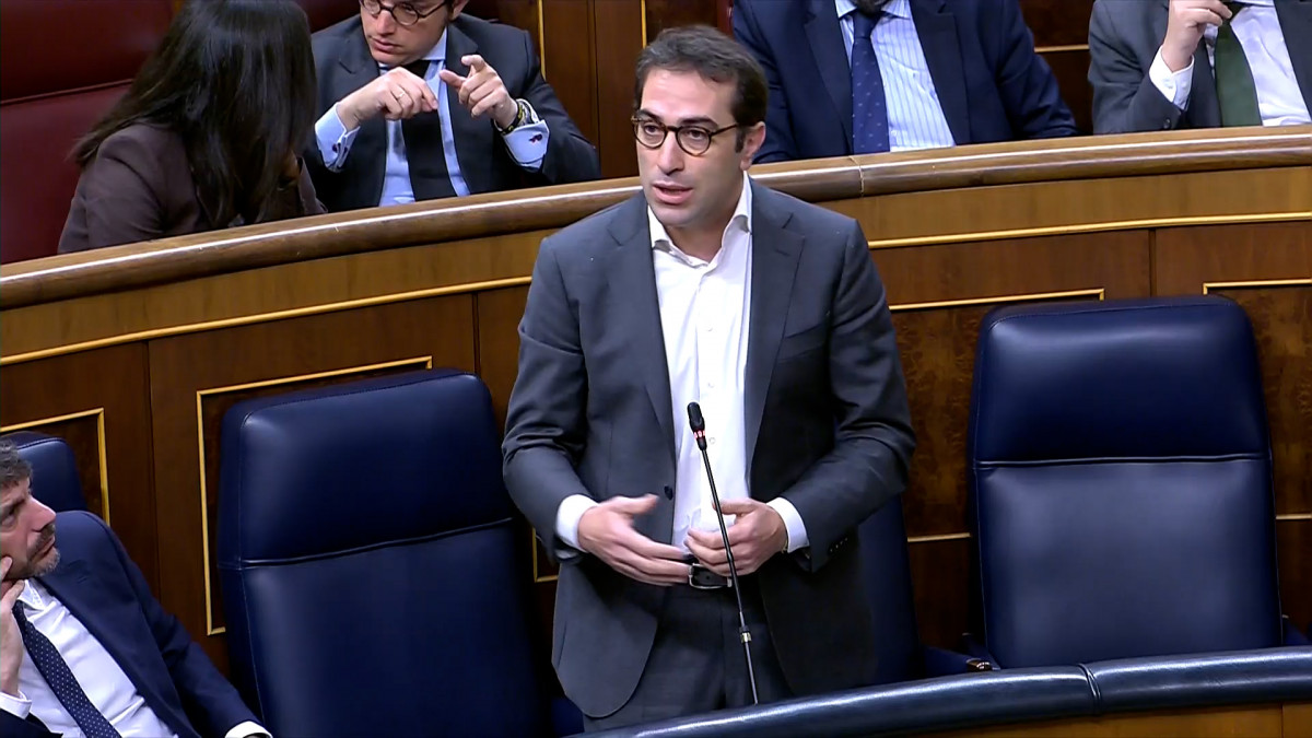 El ministro de Economu00eda Carlos Cuerpo hoy en el Congreso