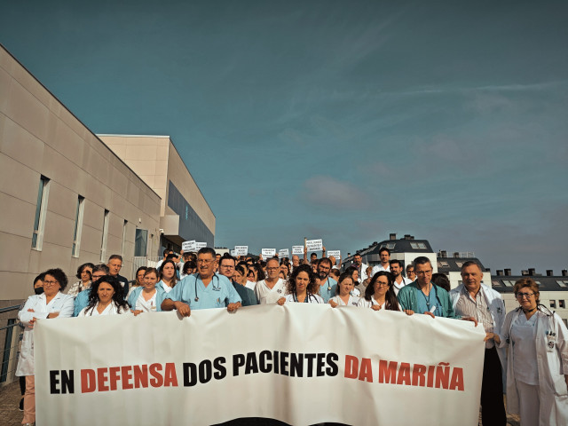 Personal facultativo de A Mariña se ha manifestado este miércoles por la falta de profesionales, a 9 de abril de 2025.
