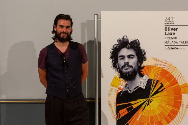 Archivo - El cineasta Oliver Laxe en un encuentro con los medios de comunicación antes de recibir el premio Málaga Talent del Festival de Cine de Málaga