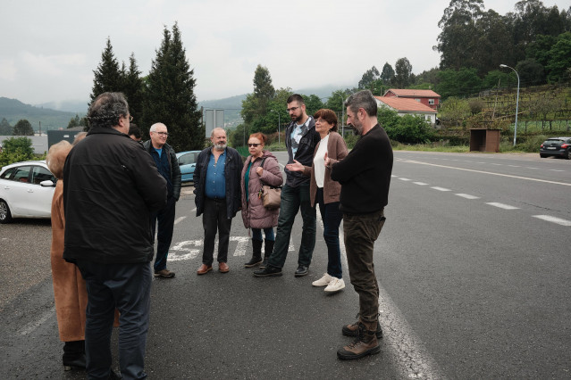 La senadora del BNG, Carme da Silva, en una visita a Calvelo.