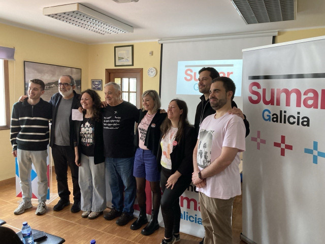 Jornadas de vivienda organizadas por Movemento Sumar Galicia en Vigo, con la participación de Verónica Martínez Barbero y Paulo Carlos López
