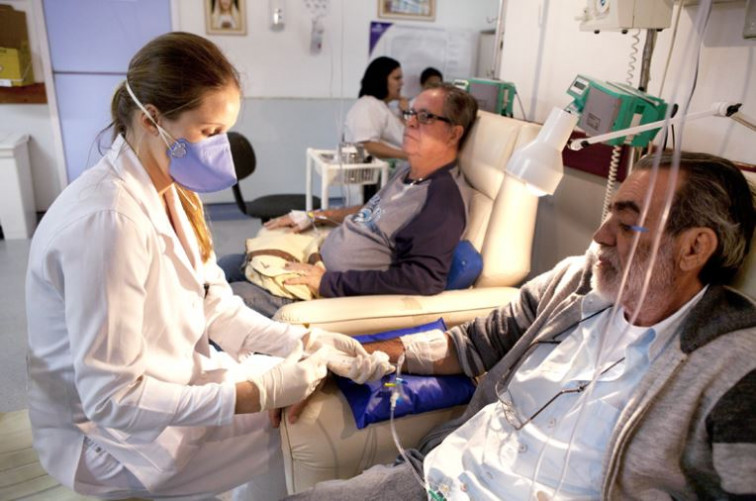 Polémica con la quimioterapia en Santiago: pacientes alertan de carencias y el SERGAS lo rebate